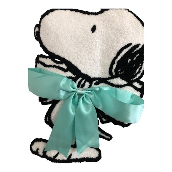 Peanuts Snoopy with oversized blue satin bow pink sweatshirt size large new - Picture 5 of 15